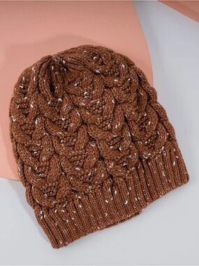 Chunky Cable Knit Beanie - Rust Speckled
